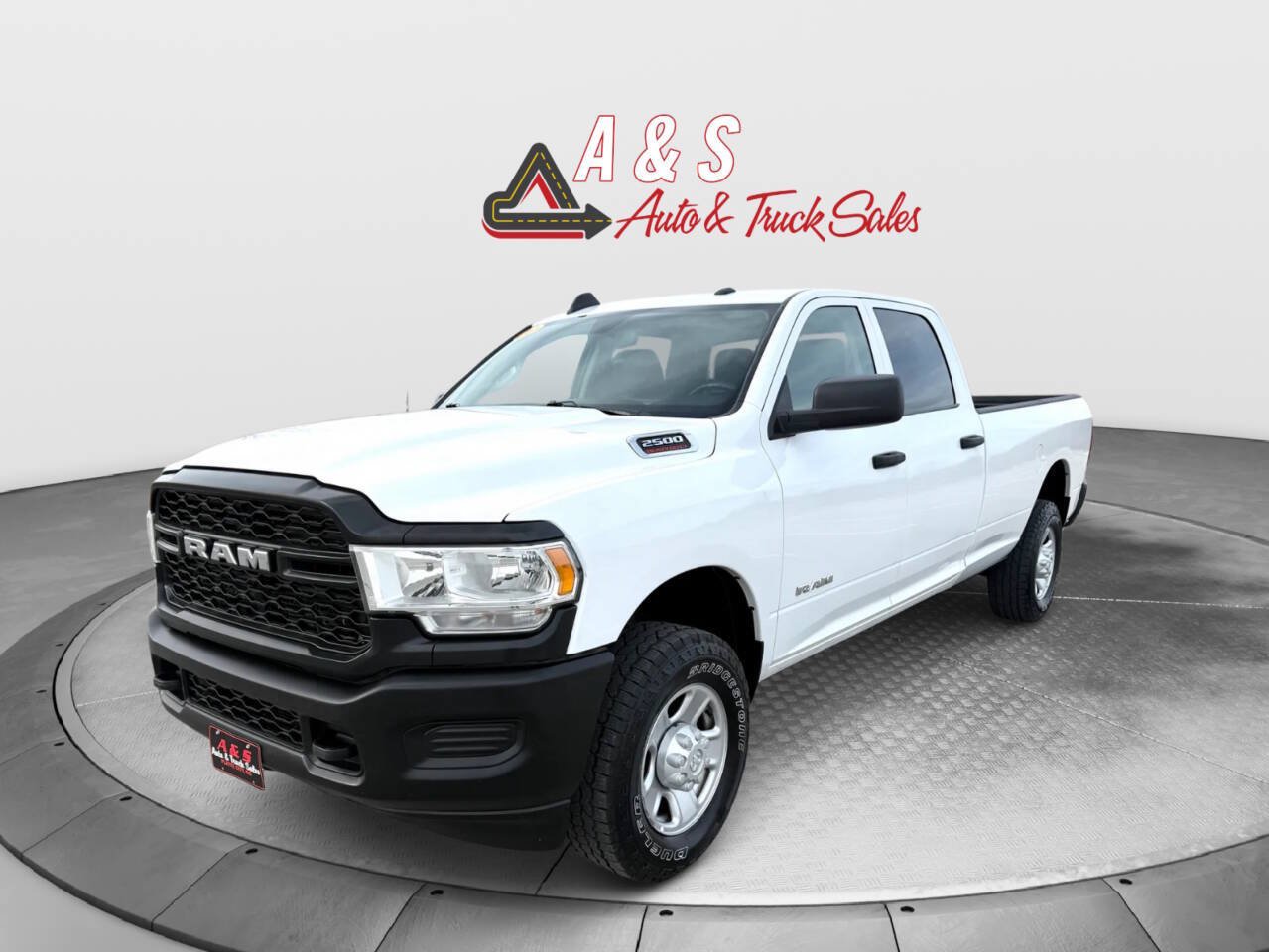 Used 2020 RAM 2500 Tradesman w/ Cold Weather Group AWD/4WD image 3