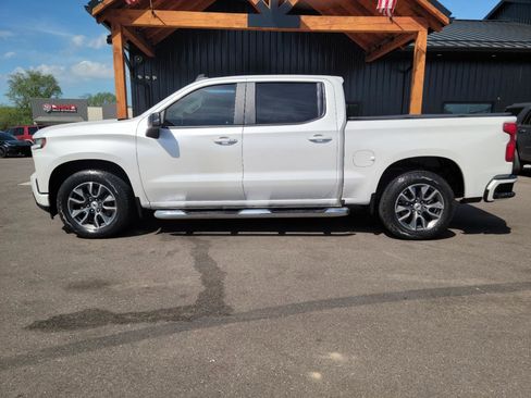 Used 2020 Chevrolet Silverado 1500 RST w/ RST Value Package image 22