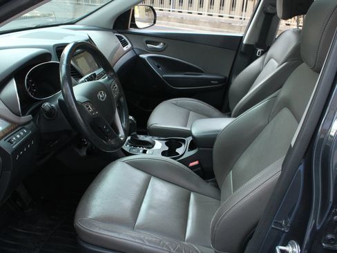 Used 2017 Hyundai Santa Fe Limited AWD/4WD image 14