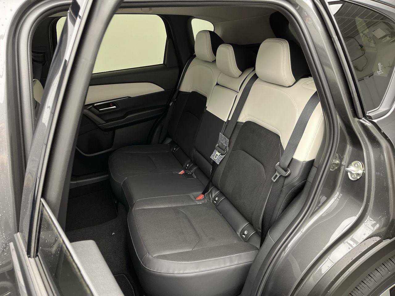 New 2026 MAZDA CX-5 Preferred AWD/4WD image 11