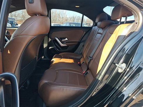 Used 2019 Mercedes-Benz A 220 4MATIC image 12