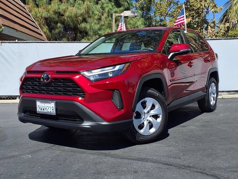 Certified 2025 Toyota RAV4 LE FWD image 39