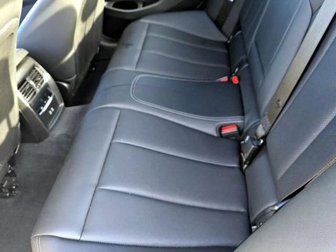 Used 2025 BMW 330i Sedan RWD image 23