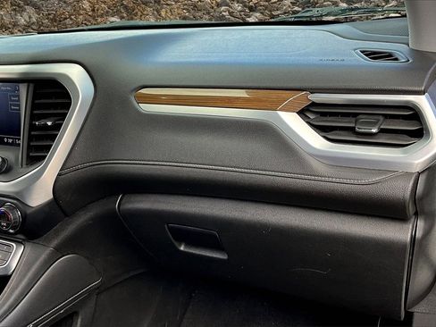 Used 2021 GMC Acadia SLE w/ Driver Convenience Package image 14