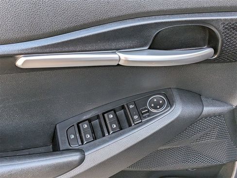 Certified 2023 Kia Seltos LX image 11