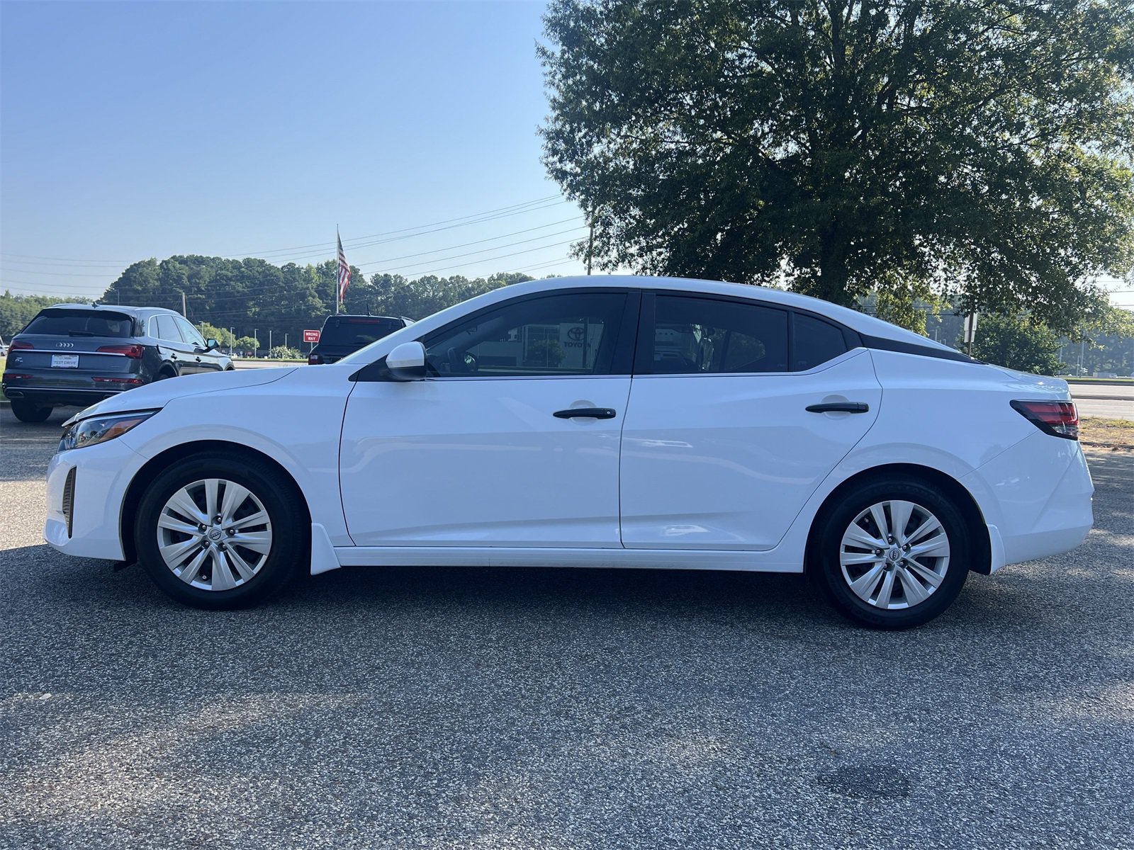Certified 2025 Nissan Sentra S FWD image 20