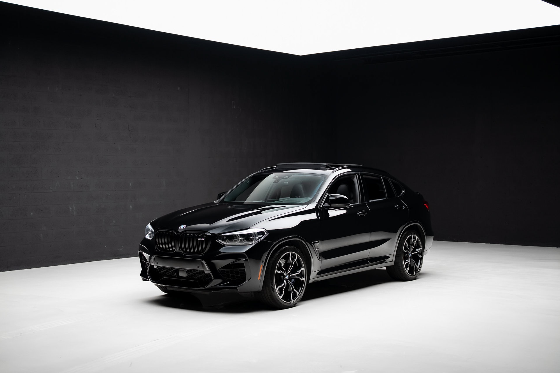 Used 2021 BMW X4 M w/ Competition Package AWD/4WD image 4