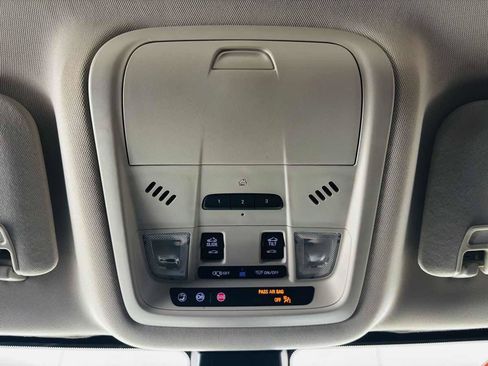 Used 2020 GMC Acadia Denali w/ Technology Package AWD/4WD image 49