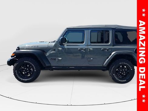 Used 2021 Jeep Wrangler Unlimited Willys image 6