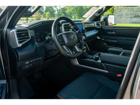 Used 2026 Toyota Tundra SR5 w/ SR5 Convenience Package RWD image 11