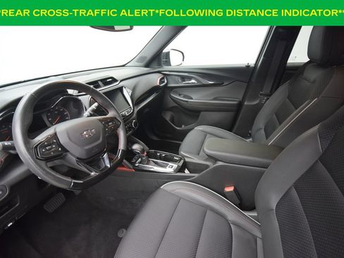 Used 2023 Chevrolet TrailBlazer RS w/ Convenience Package FWD image 11