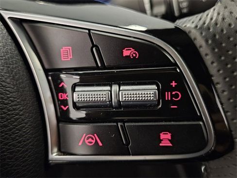 Used 2024 Kia Forte GT-Line w/ GT-Line Premium Package image 23