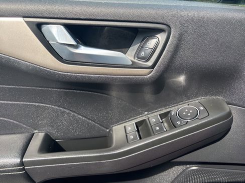 Used 2022 Ford Escape SEL image 27