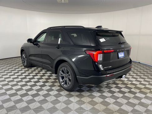 New 2026 Ford Explorer Active w/ Active Comfort Package AWD/4WD image 11