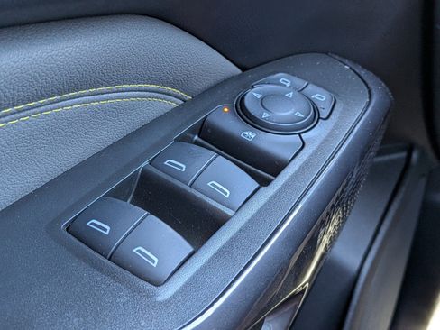 Used 2025 Chevrolet Trax ACTIV w/ Driver Confidence Package image 14