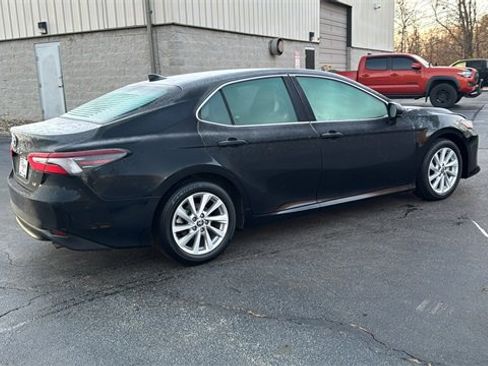 Used 2024 Toyota Camry LE image 29