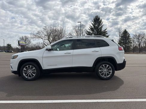 Used 2021 Jeep Cherokee Latitude Lux image 2