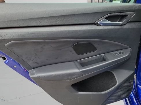 Used 2024 Volkswagen Golf R image 15