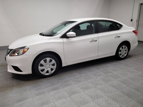 Used 2019 Nissan Sentra S FWD image 2