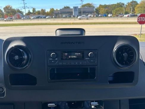 Used 2026 Mercedes-Benz Sprinter 2500 image 22
