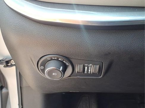 Used 2024 Jeep Compass Limited AWD/4WD image 19