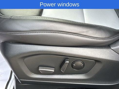 Used 2023 Ford Explorer XLT w/ Equipment Group 202A image 14