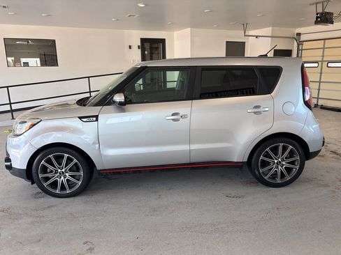 Used 2019 Kia Soul ! w/ Technology Package image 14