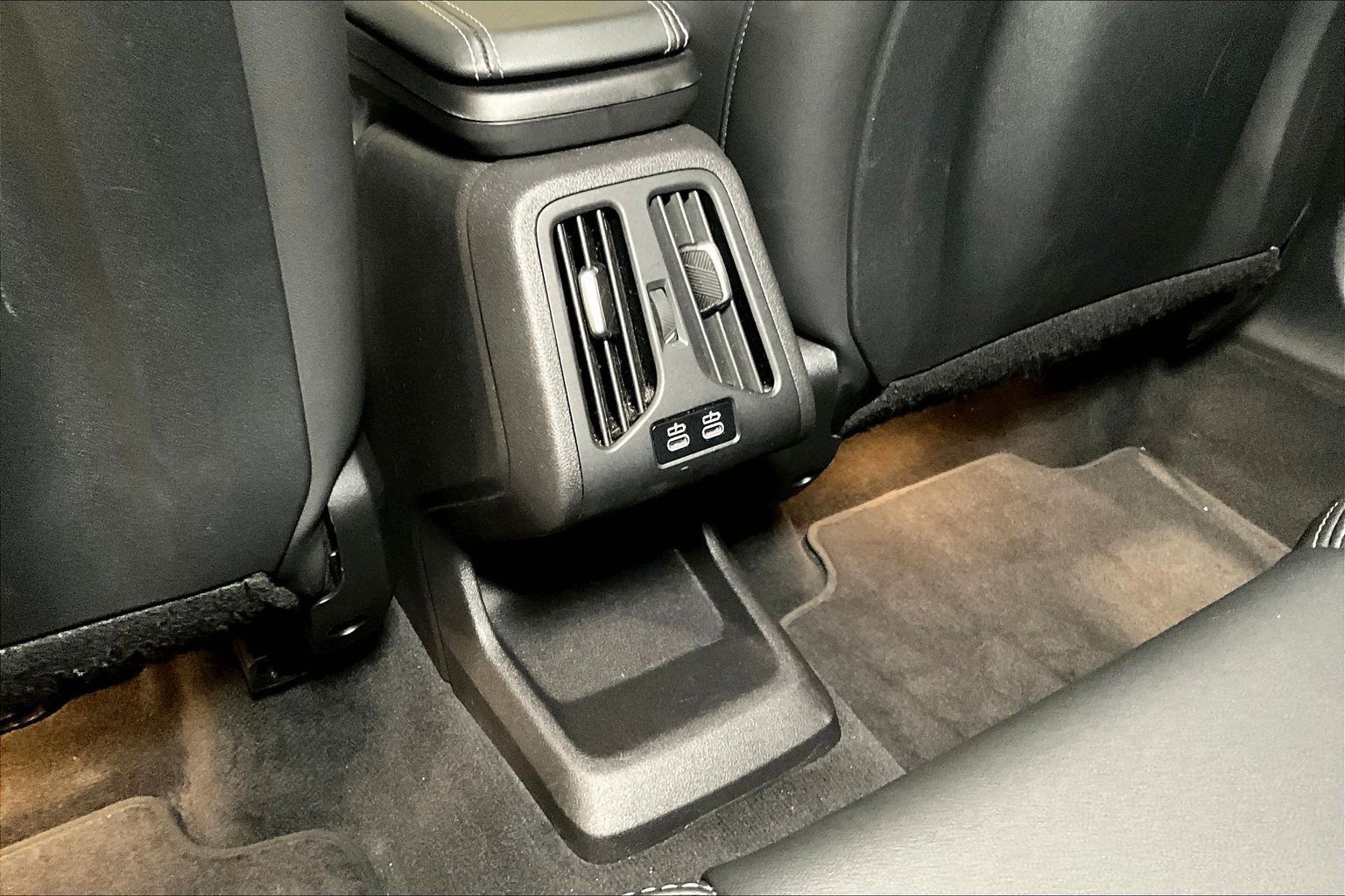 Used 2025 BMW X1 xDrive28i AWD/4WD image 11