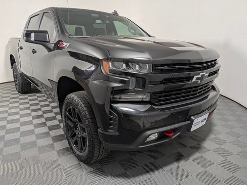 Used 2022 Chevrolet Silverado 1500 LT Trail Boss w/ Safety Package AWD/4WD image 1