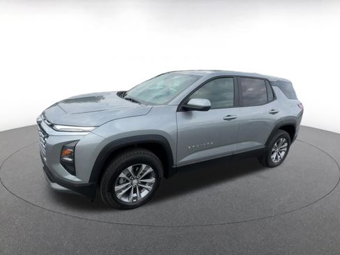 Used 2025 Chevrolet Equinox LT image 8