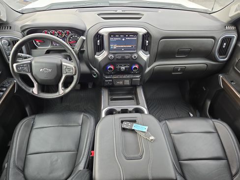 Used 2021 Chevrolet Silverado 1500 LT Trail Boss w/ Convenience Package II image 21