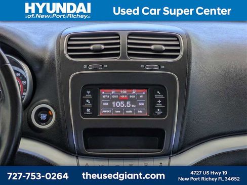 Used 2020 Dodge Journey SE w/ SE Popular Equipment Group image 21