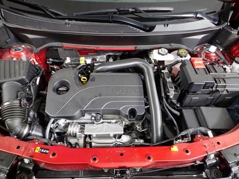 Used 2026 Chevrolet Equinox LT image 9