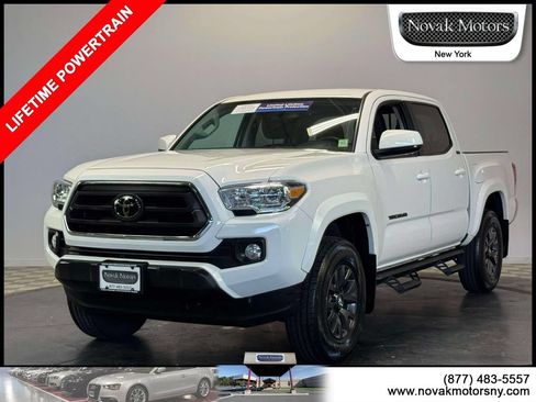 Used 2023 Toyota Tacoma SR5 AWD/4WD image 4