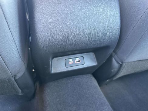 Used 2023 Nissan Altima 2.5 SV w/ SV Premium Package image 10