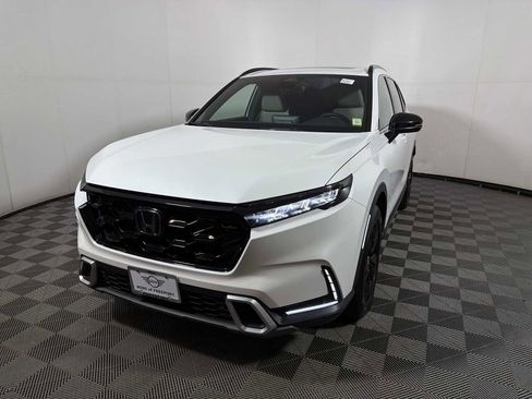 Used 2024 Honda CR-V Sport Touring image 3