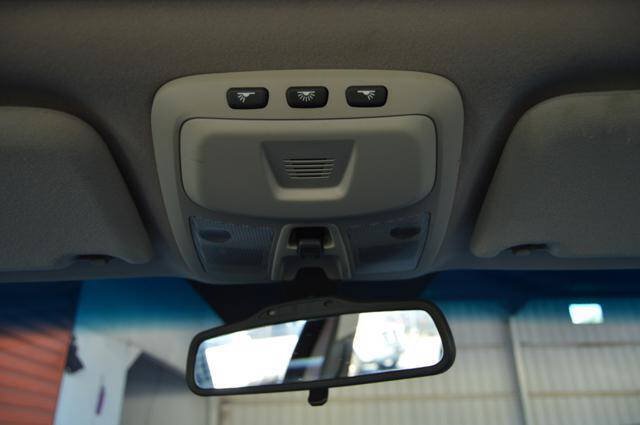 Used 2005 Volvo XC70 AWD/4WD image 25