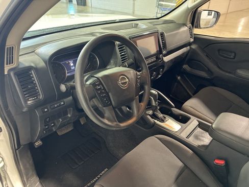 Used 2022 Nissan Frontier S w/ Technology Package image 4