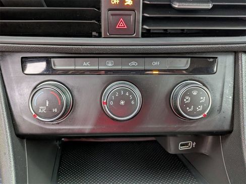 Used 2019 Volkswagen Jetta S w/ Driver Assistance Package image 19