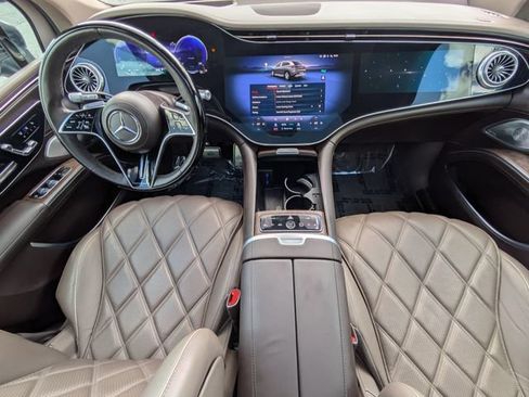 Used 2024 Mercedes-Benz Maybach EQS 680 4MATIC image 14