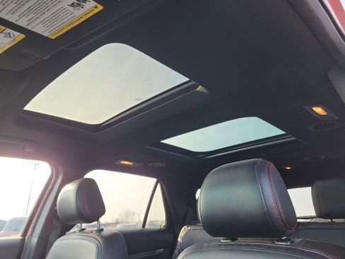 Used 2016 Ford Explorer Sport image 20