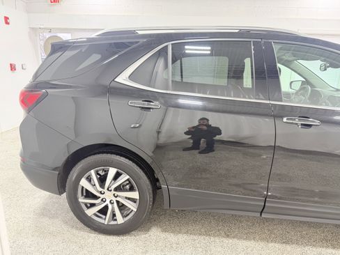 Used 2023 Chevrolet Equinox Premier image 8