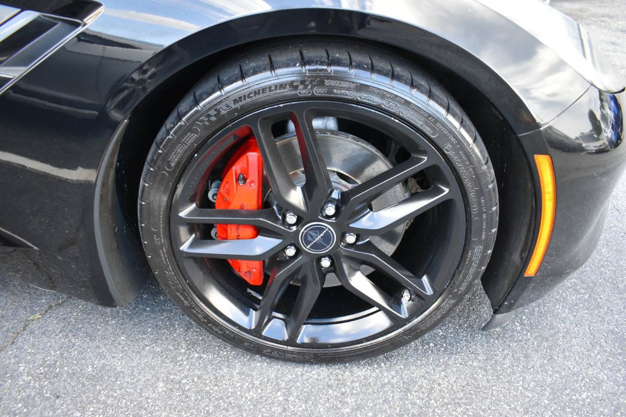 Used 2014 Chevrolet Corvette Stingray Coupe w/ Battery Protection Package RWD image 33