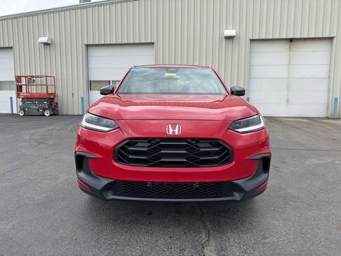 Used 2024 Honda HR-V Sport image 2