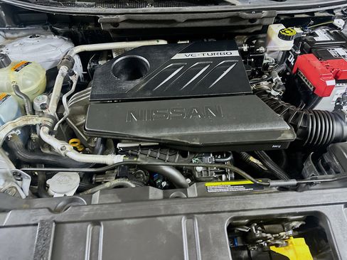 Used 2023 Nissan Rogue SL w/ SL Premium Package image 33