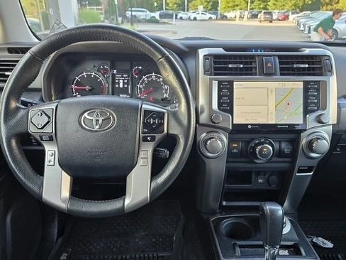 Used 2020 Toyota 4Runner SR5 Premium w/ Moonroof Package AWD/4WD image 3
