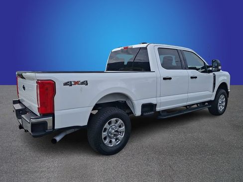 Used 2024 Ford F250 XLT AWD/4WD image 4