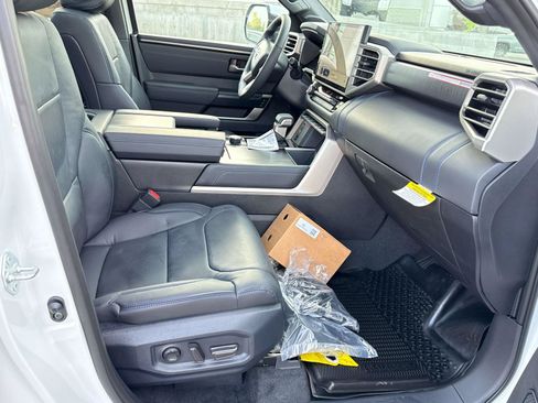 New 2026 Toyota Tundra Platinum AWD/4WD image 17