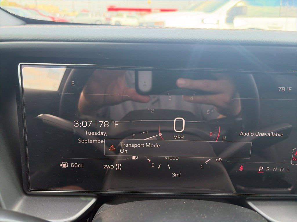 New 2027 GMC Terrain AT4 w/ Technology Package II AWD/4WD image 20