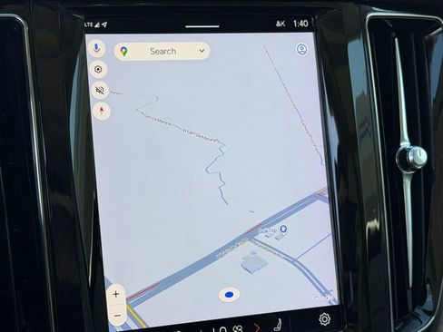 Used 2022 Volvo XC60 T8 Inscription w/ Advanced Package image 24